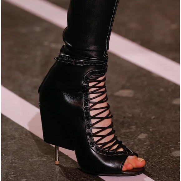 GIVENCHY Narlia Over The Knee Boots Runway Lace Front Open Toe sz 36 NEW w/box - Picture 13 of 16